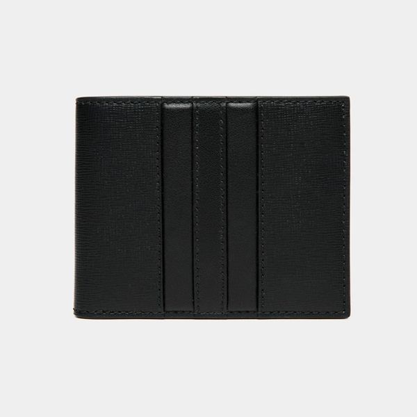 Wallets & Pouches
